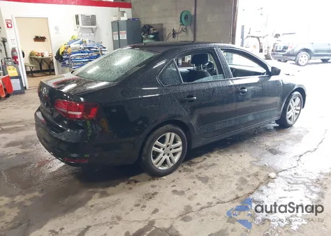 2018 Volkswagen Jetta 1.4T S z USA, uszkodzony, nr VIN 3VW2B7AJ0JM244181